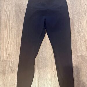 Lululemon Wunder Train Leggings - Black - 10 - 25” inseam